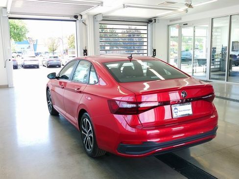 New 2025 Volkswagen Jetta Sport image 4