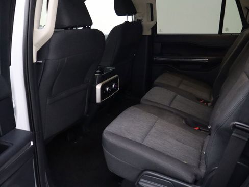 Certified 2022 Ford Expedition XLT image 24