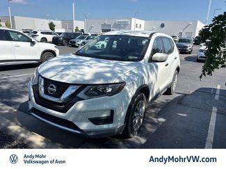 Used 2017 Nissan Rogue S AWD/4WD video 1