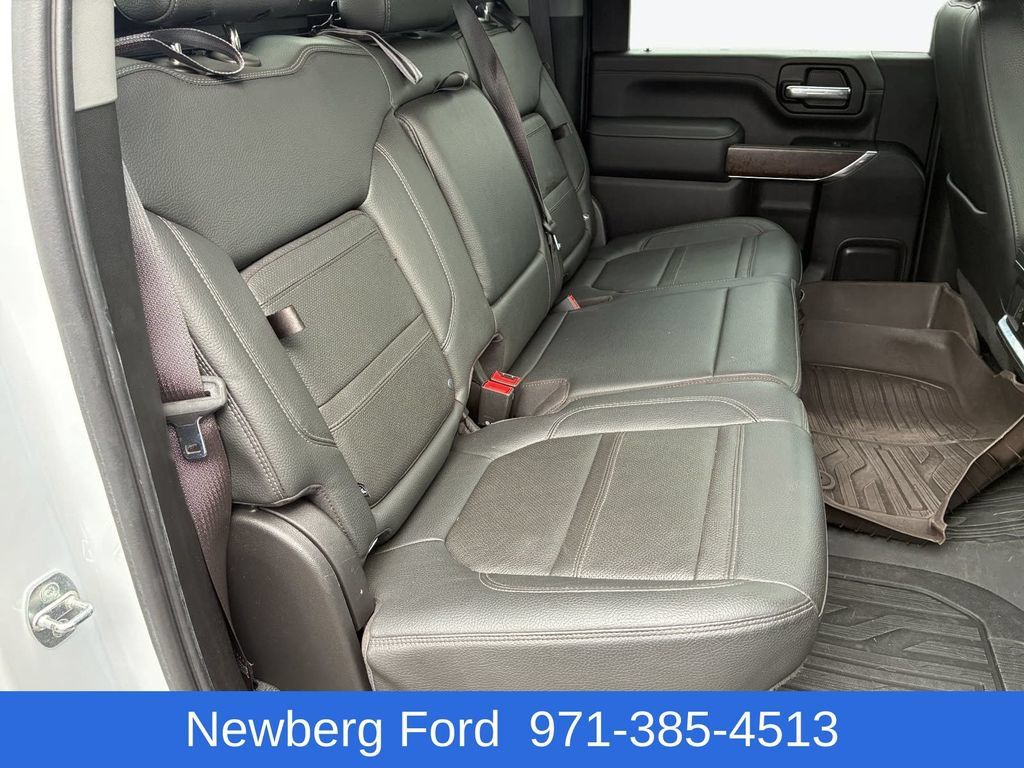 Used 2023 GMC Sierra 3500 Denali w/ Denali Ultimate Package AWD/4WD image 39