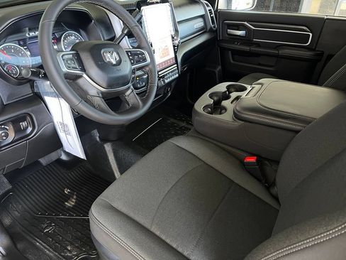 New 2026 RAM 5500 4x4 Regular Cab image 7