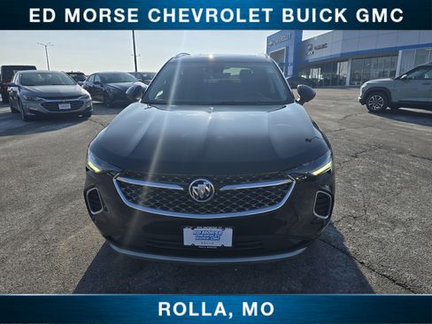 Used 2023 Buick Envision Avenir image 8