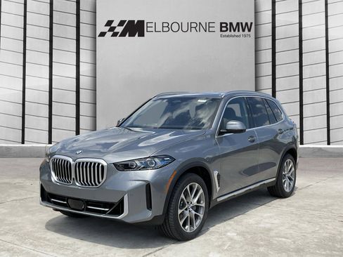 New 2026 BMW X5 xDrive40i w/ Premium Package image 3