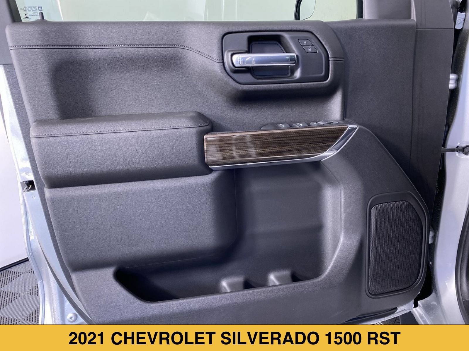 Certified 2021 Chevrolet Silverado 1500 RST AWD/4WD image 11