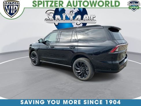 Used 2025 Lincoln Navigator Reserve w/ Jet Appearance Package AWD/4WD image 7