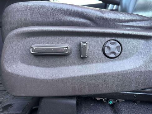 Used 2018 Honda Odyssey EX-L image 14