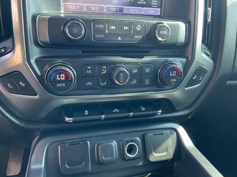 Used 2017 Chevrolet Silverado 1500 LT w/ All Star Edition AWD/4WD image 29