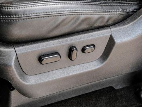 Used 2013 Ford F250 Platinum w/ FX4 Off Road Pkg image 24