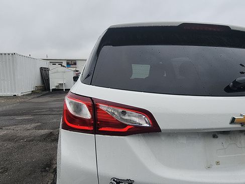 Used 2019 Chevrolet Equinox LT FWD image 10