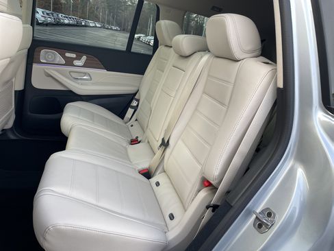New 2026 Mercedes-Benz GLS 450 4MATIC image 38