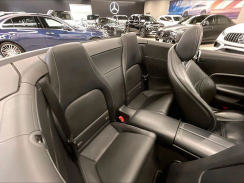 Certified 2022 Mercedes-Benz SL 63 AMG 4MATIC image 19