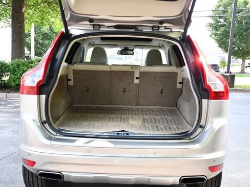 Used 2015 Volvo XC60 3.2 Platinum AWD/4WD image 21