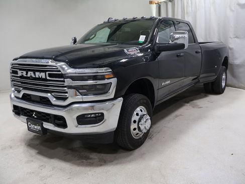 New 2026 RAM 3500 Laramie AWD/4WD image 3