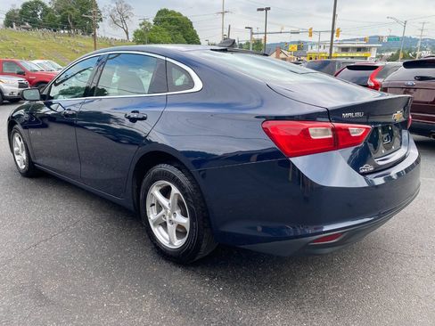 Used 2018 Chevrolet Malibu LS FWD image 5