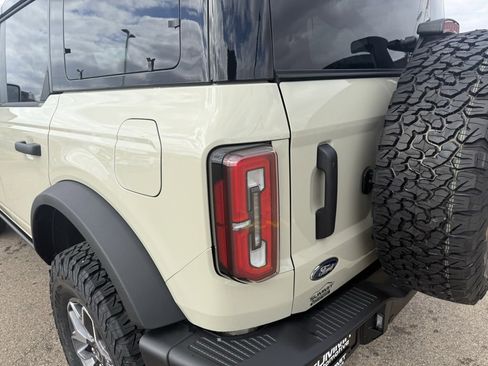 New 2025 Ford Bronco Badlands image 29