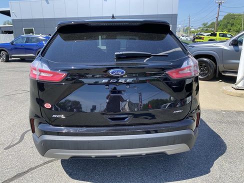 Used 2023 Ford Edge SEL w/ Convenience Package AWD/4WD image 4