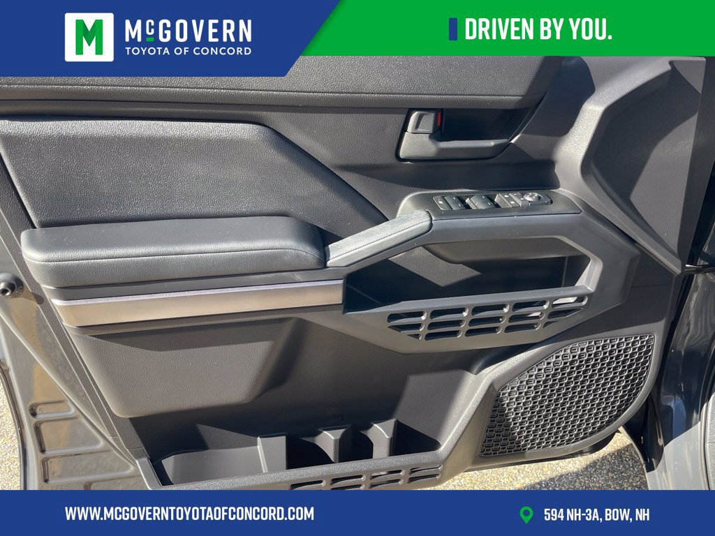Used 2026 Toyota 4Runner SR5 AWD/4WD image 14