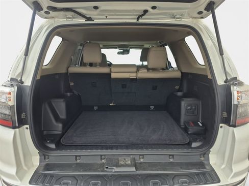 Used 2021 Toyota 4Runner Limited image 23