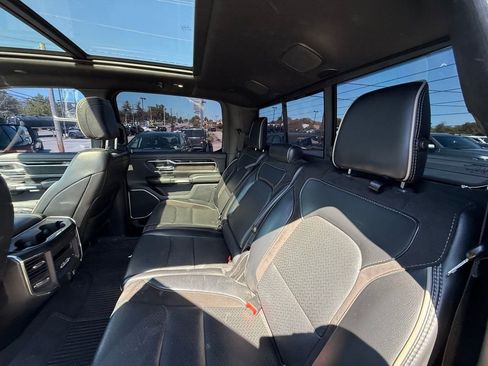 Used 2019 RAM 1500 Laramie image 26