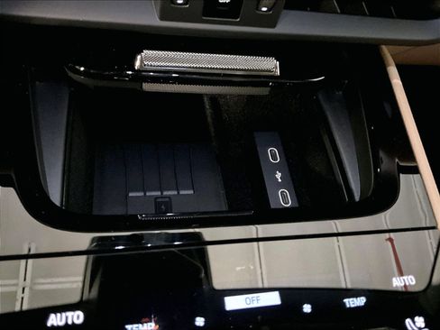 New 2026 Porsche Cayenne AWD/4WD image 19