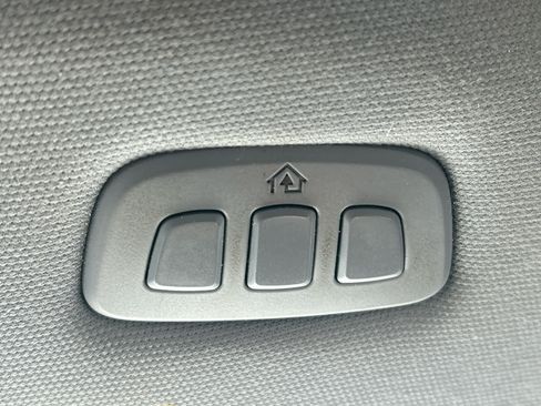 Used 2024 Ford F150 Lariat AWD/4WD image 63