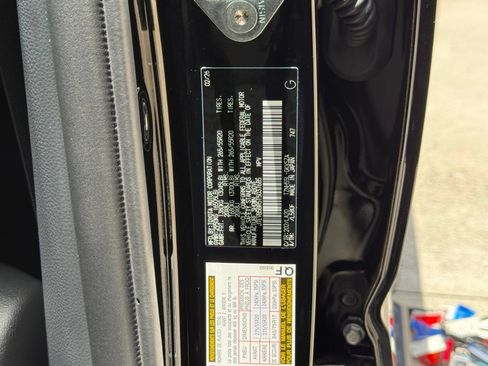 Used 2026 Toyota 4Runner Limited AWD/4WD image 52