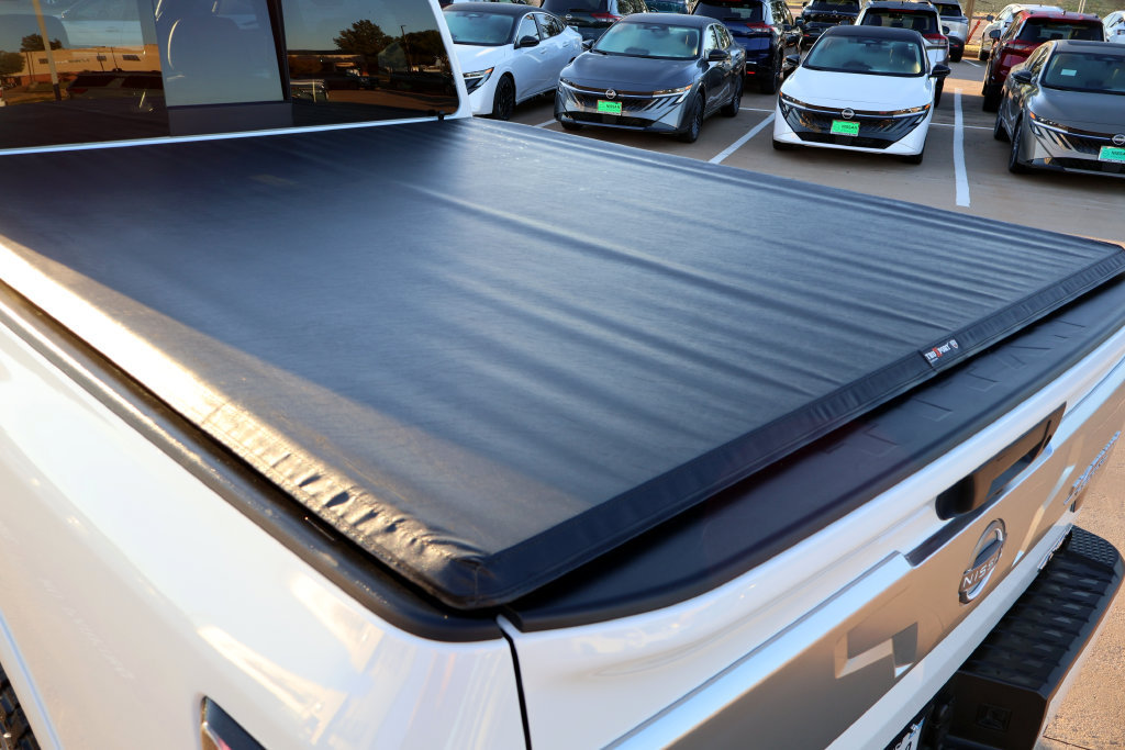 Certified 2024 Nissan Titan Platinum Reserve w/ Moonroof Package AWD/4WD image 12