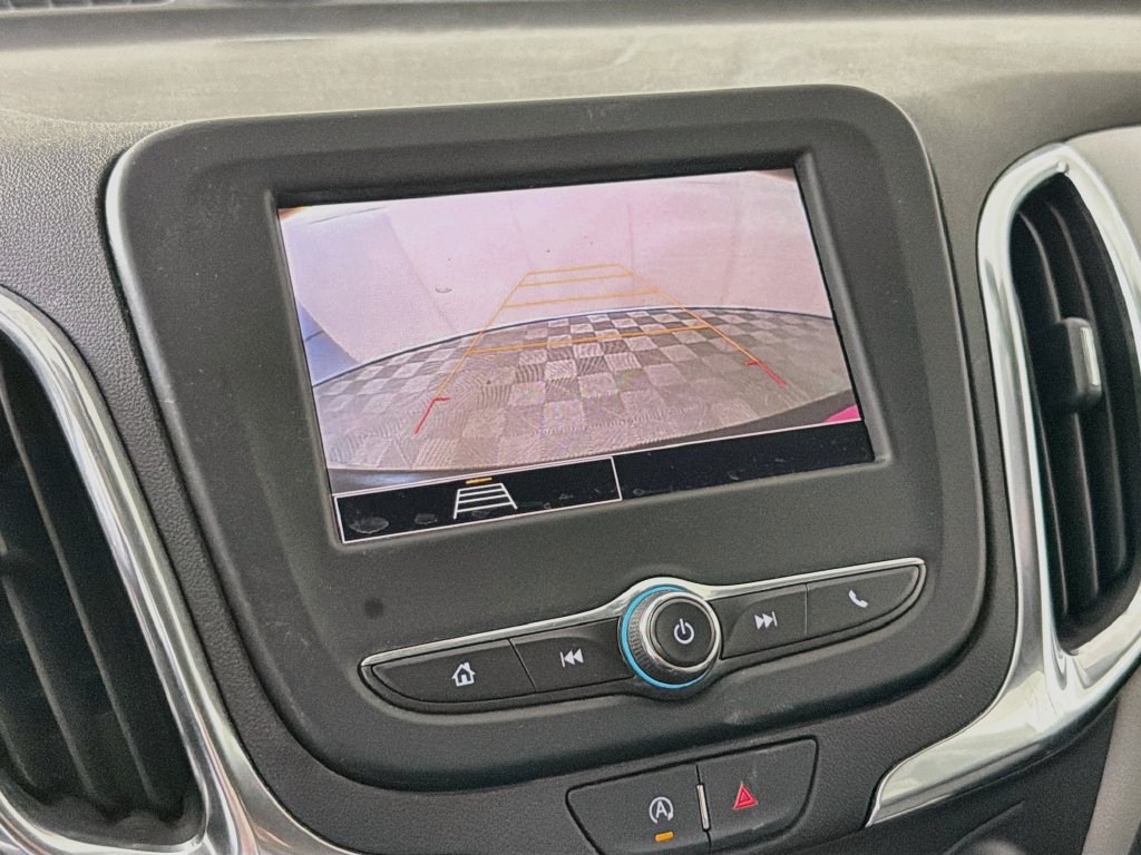 Used 2024 Chevrolet Equinox LS w/ LS Convenience Package FWD image 17