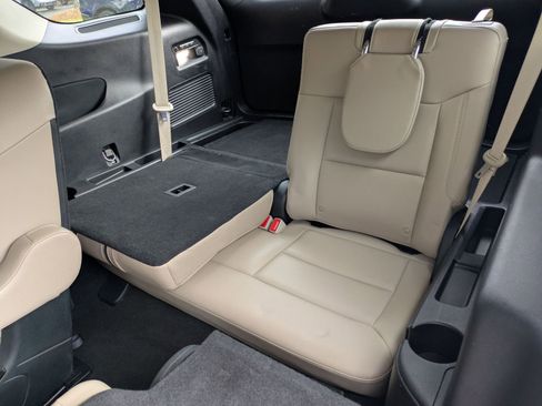 Used 2021 Ford Explorer Limited w/ Equipment Group 301A image 26