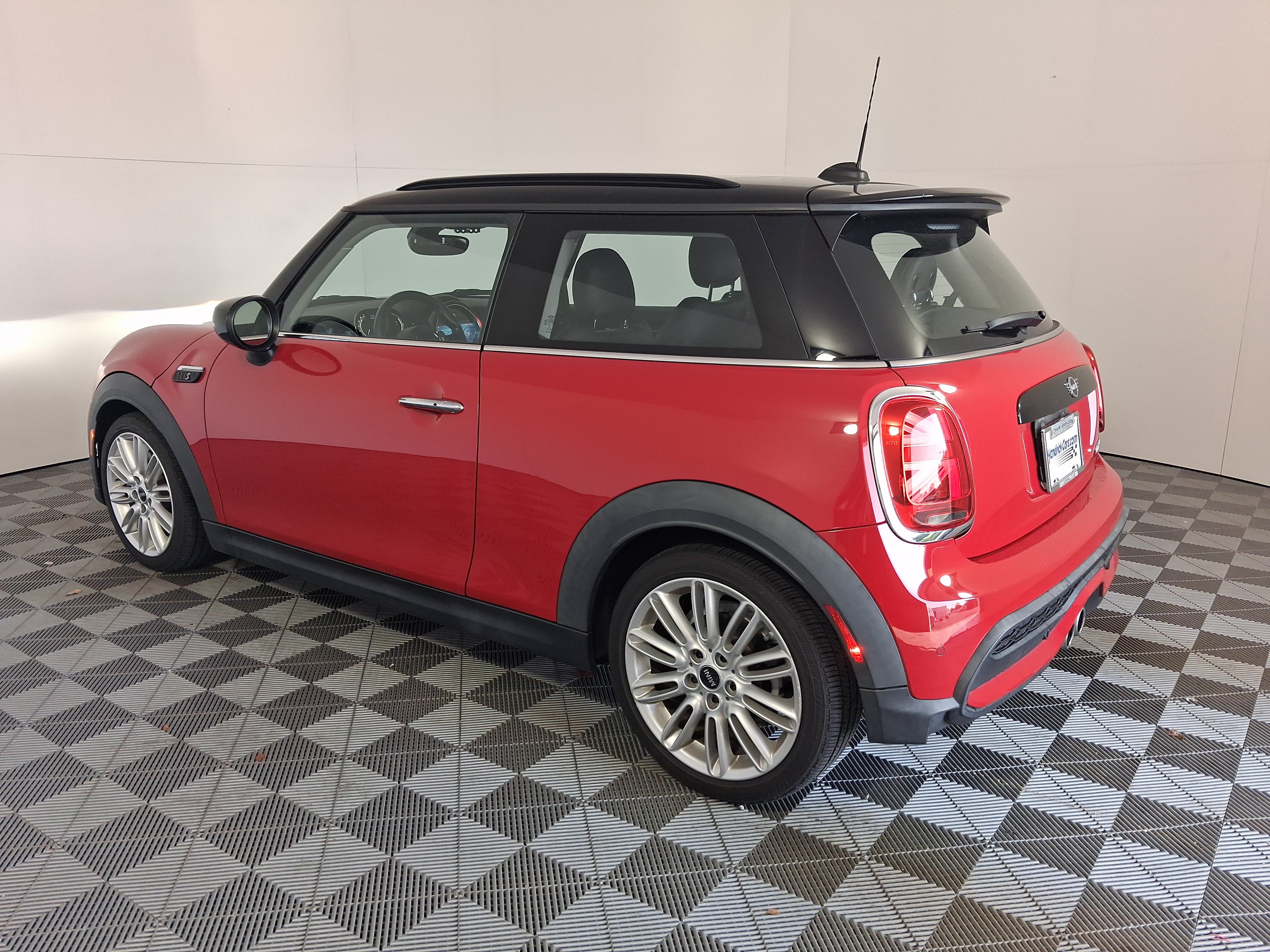Used 2022 MINI Cooper S w/ Premium Package FWD image 8