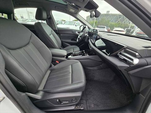 Used 2025 Audi A5 2.0T Premium w/ Convenience Package AWD/4WD image 11