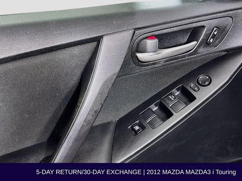 Used 2012 MAZDA MAZDA3 i Touring FWD image 21