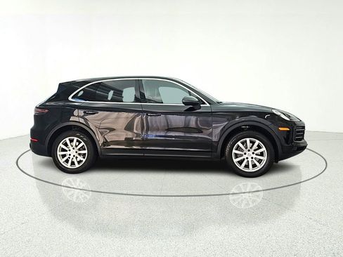 Used 2020 Porsche Cayenne AWD/4WD image 8