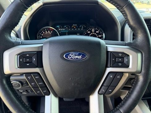 Used 2020 Ford F150 Lariat w/ Equipment Group 502A Luxury AWD/4WD image 14
