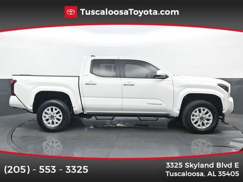 Used 2025 Toyota Tacoma SR5 AWD/4WD image 1