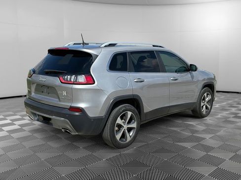 Used 2019 Jeep Cherokee Limited w/ Luxury Group AWD/4WD image 5