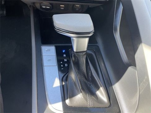Used 2021 Hyundai Elantra SEL w/ Cargo Package image 15
