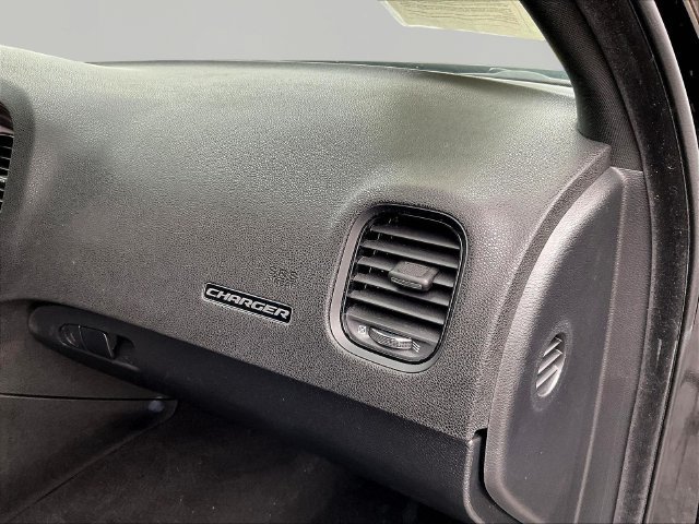 Used 2023 Dodge Charger SXT w/ Blacktop Package AWD/4WD image 26