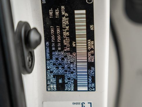 Certified 2022 Toyota 4Runner TRD Off-Road Premium image 43