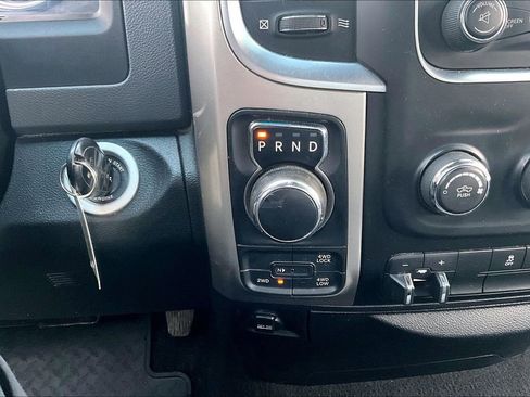 Used 2017 RAM 1500 Outdoorsman image 16