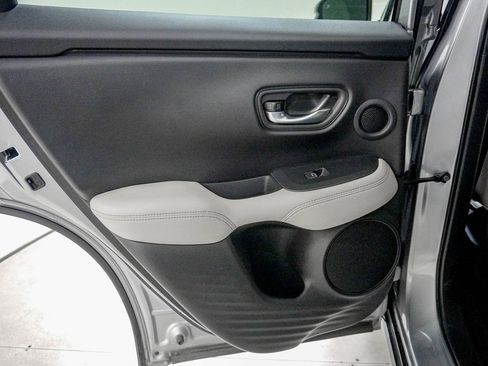 Used 2023 Honda HR-V EX-L image 35