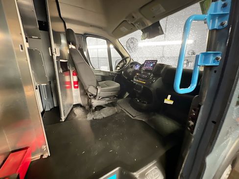 Used 2024 RAM ProMaster 3500 image 29