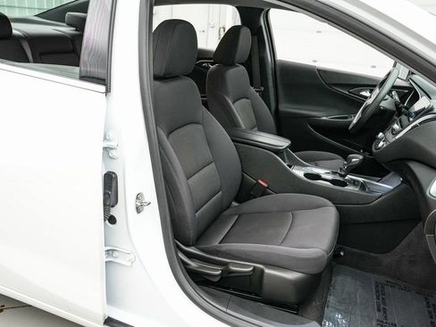 Used 2023 Chevrolet Malibu LT image 20