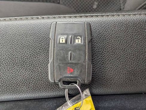 Used 2018 Chevrolet Silverado 1500 LT RWD image 29