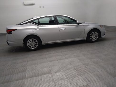 Used 2019 Nissan Altima 2.5 S FWD image 10