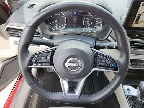 Used 2023 Nissan Altima 2.5 SL AWD/4WD image 32