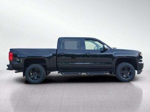 Used 2018 Chevrolet Silverado 1500 LTZ Z71 w/ LTZ Plus Package AWD/4WD image 6