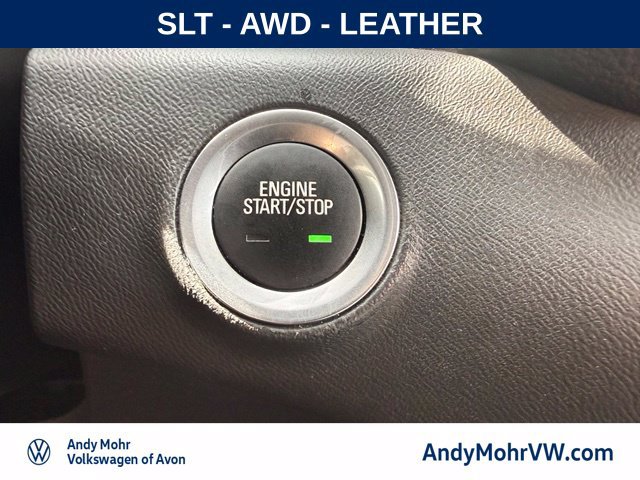 Used 2024 GMC Terrain SLT AWD/4WD image 31