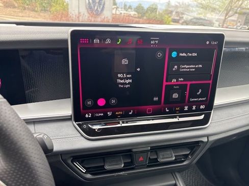 New 2026 Volkswagen Tiguan SE R-Line AWD/4WD image 10