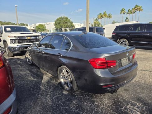 Used 2017 BMW 330i Sedan RWD image 4